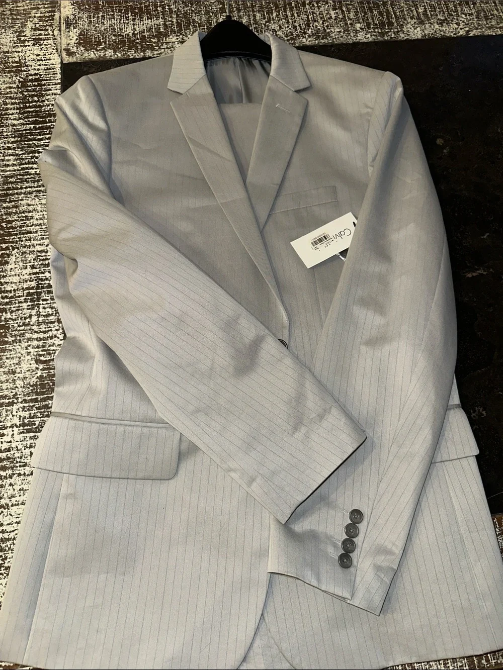 BNWT GREY CALVIN KLEIN SUIT SZ M